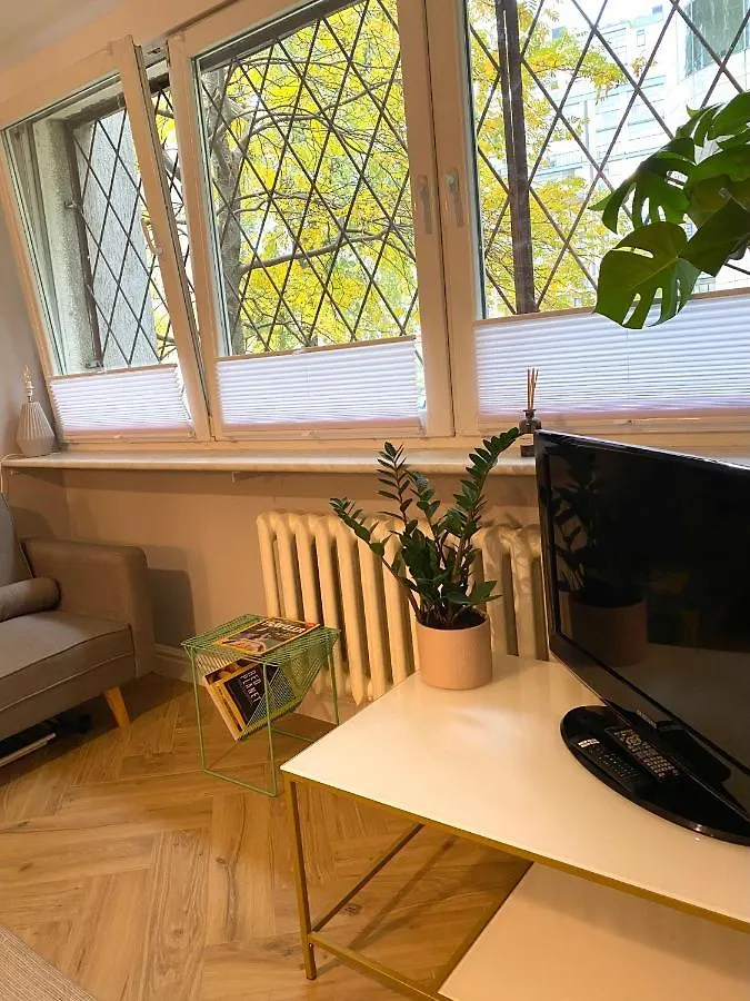 Apartment Close To Metro, 8 Minutes To Centrum And Near Airport Warszawa
